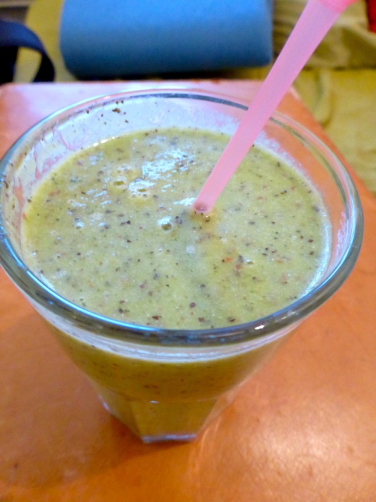 Peach and lettuce smoothie