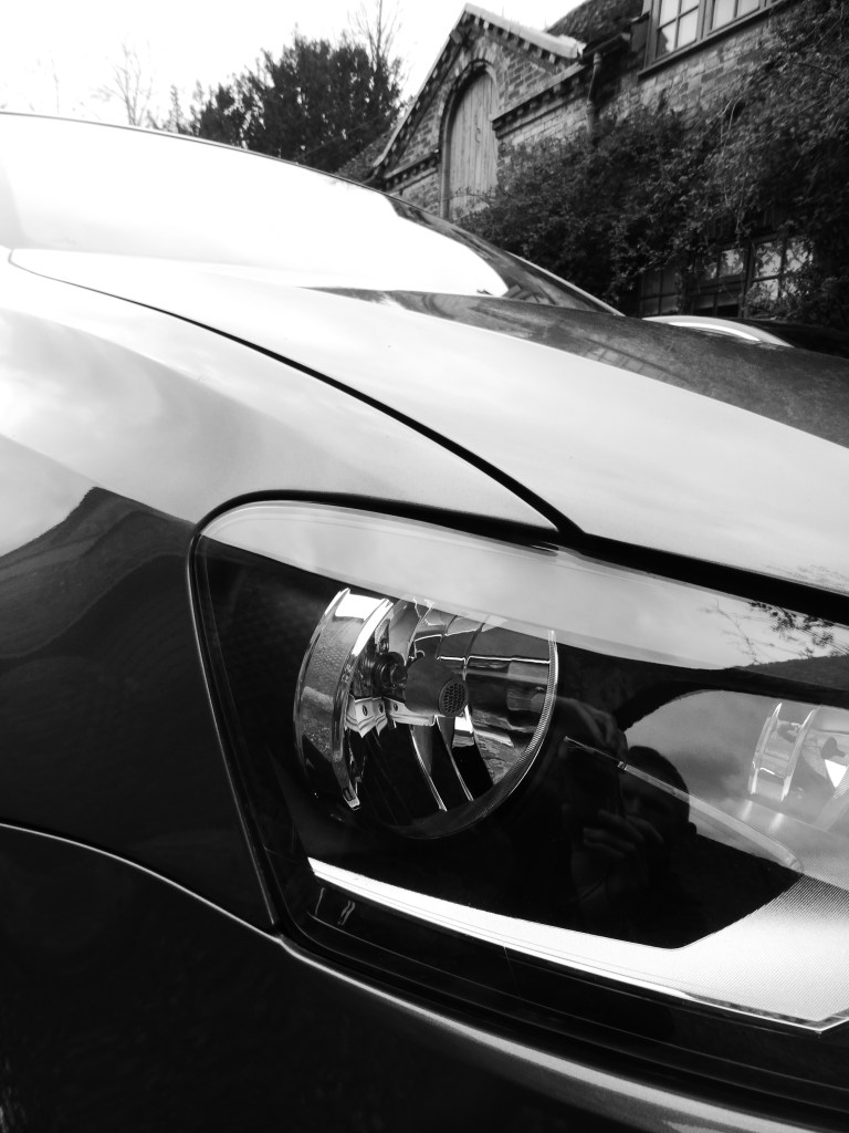 2009 VW Polo Headlight